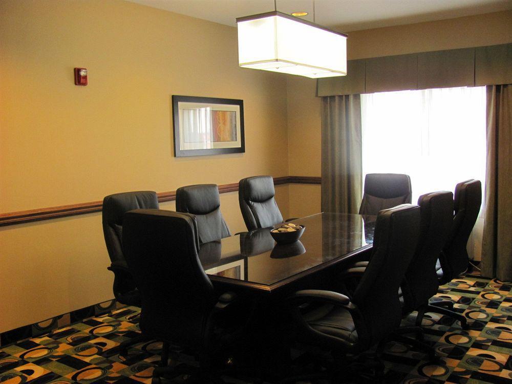 Holiday Inn Express Hotel & Suites Burlington By Ihg Einrichtungen foto